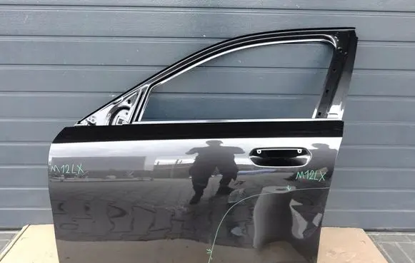 BMW 5 F10 F11 Rear door 5A32EA3