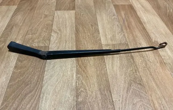 Ford Focus Front wiper blade arm XS4117527AB