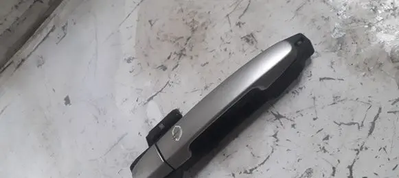 Toyota Corolla Verso E121 Front door exterior handle