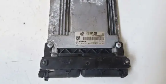 Volkswagen PASSAT B6 Engine control unit/module 03L907309 0281015029 1039S30090