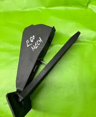 BMW 5 E60 E61 Accelerator throttle pedal 25916010 6860000 02643