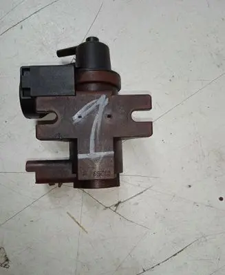 Volvo V50 Turbo solenoid valve 6G9Q9E882