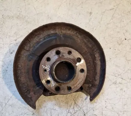 Opel Zafira B Rear wheel hub