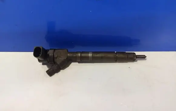 Mercedes-Benz C W203 Fuel injector A6130760187