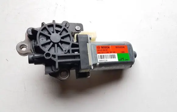 KIA Optima Seat adjustment motor 88682C1100 8E01A2248