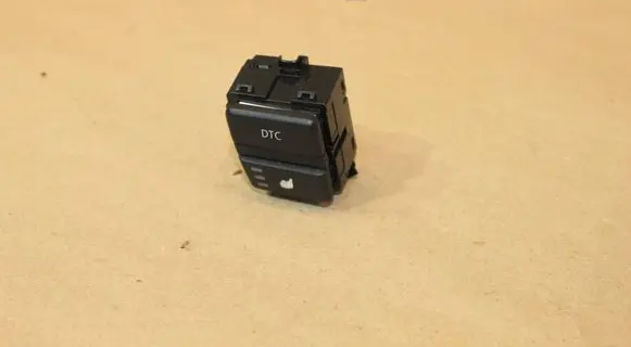 BMW 5 E60 E61 Seat heating switch 9159052