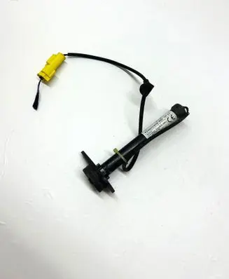 Mercedes-Benz C W205 Bonnet Pedestrian Airbag Actuator 0589P1000095
