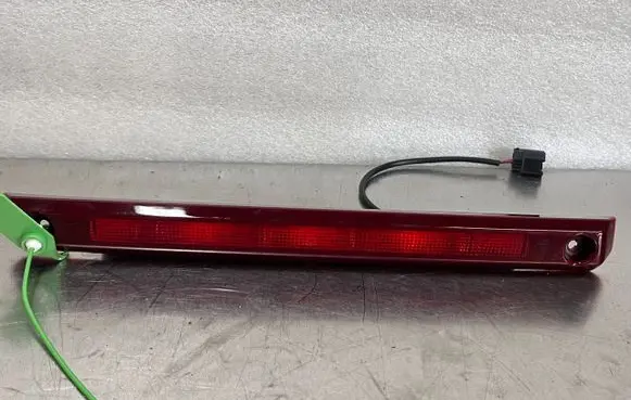 Renault Master IV Third/center stoplight 265909790R