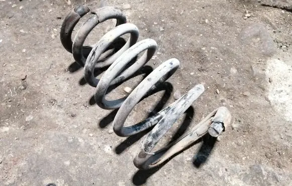 Volvo XC90 Rear coil spring