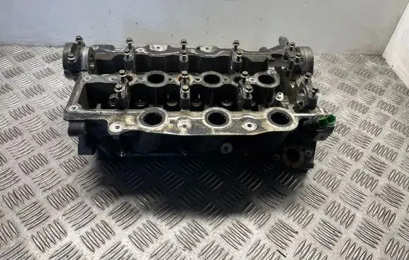 Jaguar XF X250 Engine head 4R8Q6C064AH