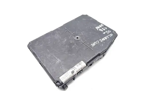 Renault Megane II Comfort/convenience module 8200525387