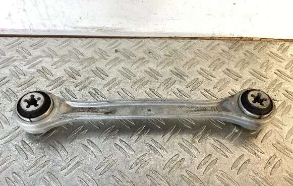 Rear control arm