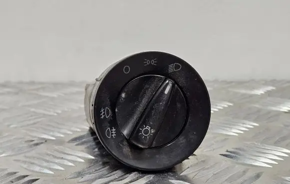 Skoda Superb B5 (3U) Light switch 1U0941531D 04052054 K07575