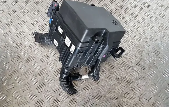 Hyundai Tucson IV NX4 Fuse box set 91956CZ040 919A5N9000 91202CZ300
