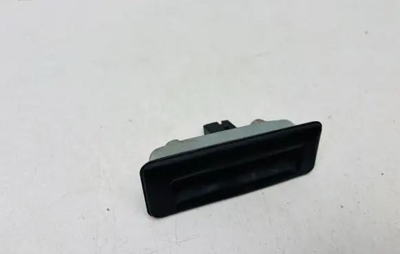 Audi A1 Tailgate/trunk/boot exterior handle 5J0827566