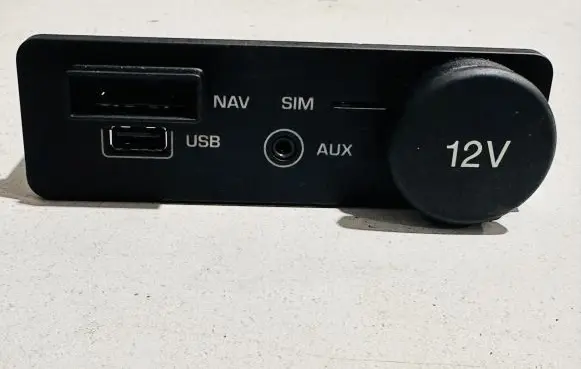 Jaguar F-Pace USB socket connector JX6319C166EA