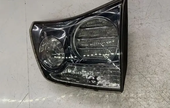 Lexus RX 330 - 350 - 400H Tailgate rear/tail lights 