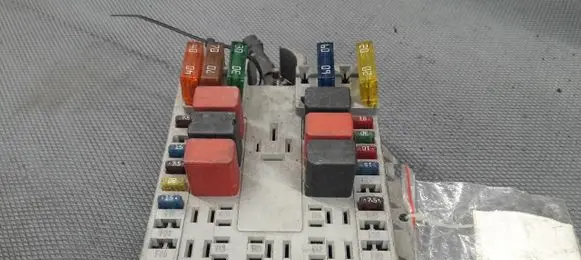 Fiat Punto (188) Fuse box set 46760247