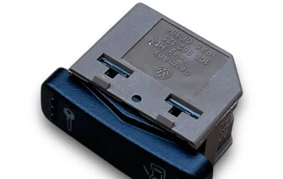 Volkswagen Beetle A5 Fuse Z215 1C0962125
