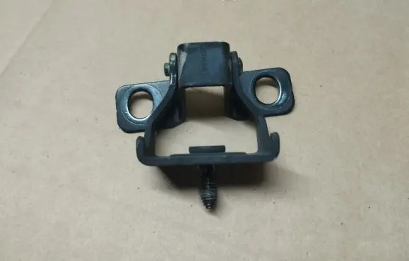 Peugeot 308 Tailgate/trunk/boot hinge