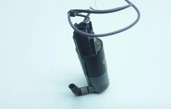 Volvo V40 Cross country Headlight washer pump 130821A 553004 1019873