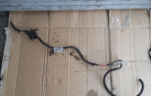 Ford Mondeo MK IV Positive cable (battery) 