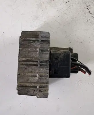 Opel Frontera B Glow plug pre-heat relay 09132691 51299008