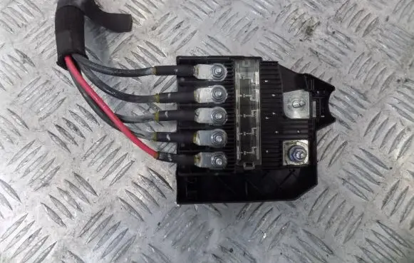 Peugeot 3008 II Positive cable (battery)