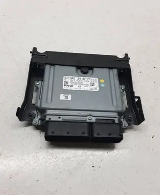 Mercedes-Benz CLS C219 Engine control unit/module A6421508277 0281014004 1039S19156