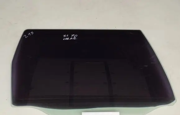 Volvo XC70 Rear door window glass 43R001105 E000186