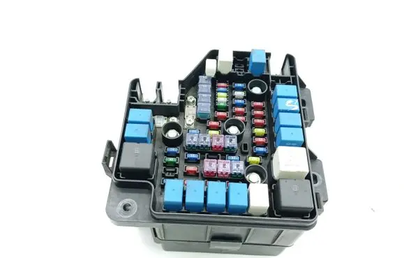 Hyundai Santa Fe Fuse module