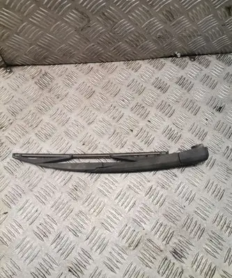 Toyota RAV 4 (XA20) Rear wiper blade 