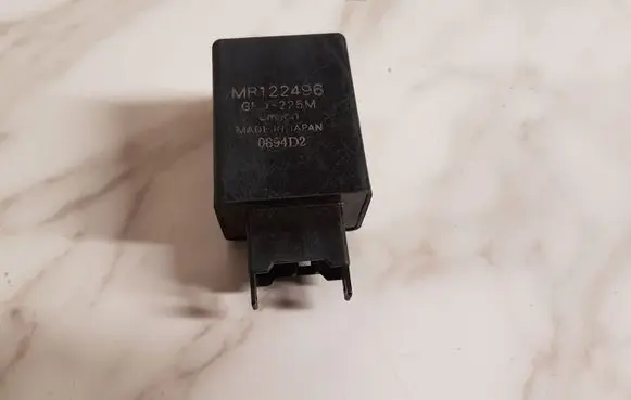 Mitsubishi Pajero Sport I Other relay MR122496
