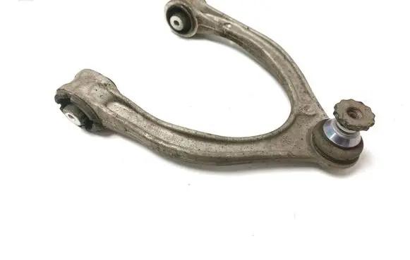 Front lower control arm/wishbone