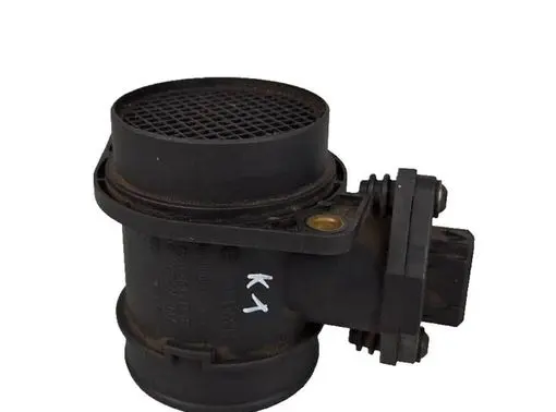 Volkswagen PASSAT B5 Mass air flow meter 037906461C