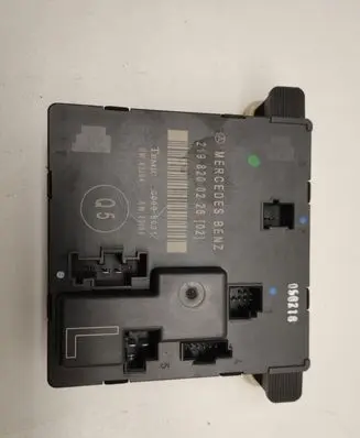 Mercedes-Benz CLS C219 Door control unit/module A2198200226