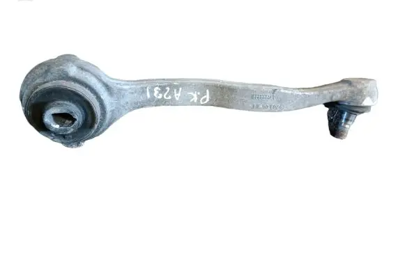 Mercedes-Benz C W204 Front lower control arm/wishbone A2033331014