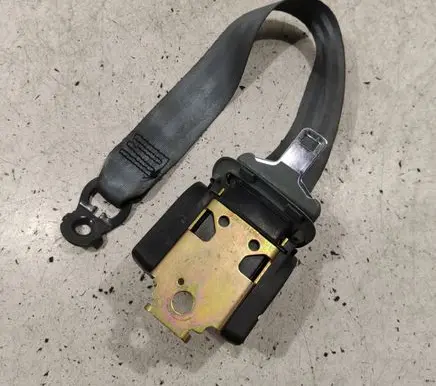 Renault Megane I Rear seatbelt 50031900