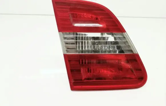 Mercedes-Benz B W245 Tailgate rear/tail lights A1698201564 A1698200577