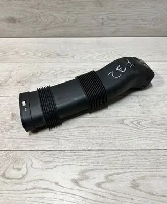 BMW 4 F32 F33 Air intake duct part 8507567 70529002 10991213