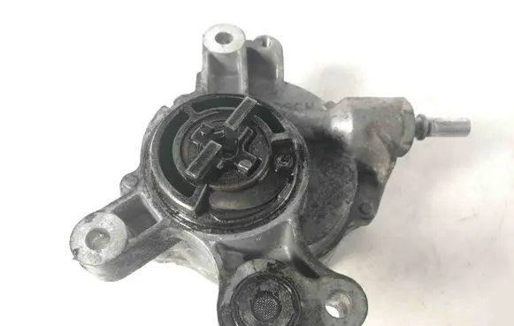 Ford C-MAX I Vacuum pump D1651B1010S