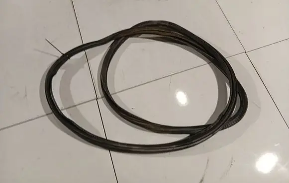 Skoda Octavia Mk2 (1Z) Rubber seal rear door