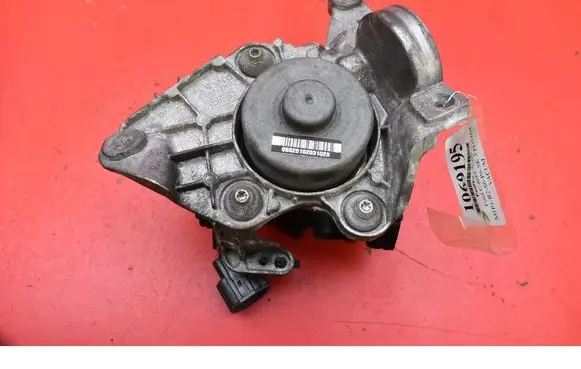 Ford Grand C-MAX Vacuum pump DG982A451AB