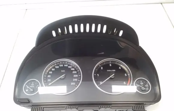BMW 5 F10 F11 Speedometer (instrument cluster) 934871401
