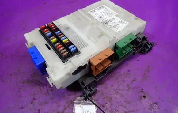 Ford S-MAX Fuse box set 