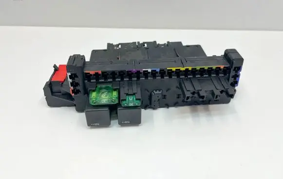Mercedes-Benz SL R230 Fuse module A0005403150 A0265453432