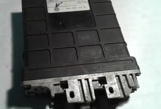 Volkswagen Polo III 6N 6N2 6NF Engine control unit/module 6K0906025E