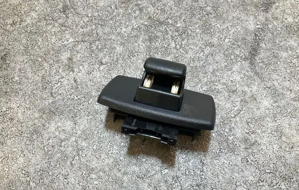 Mercedes-Benz A W177 Sun visor clip/hook/bracket A0998210011 L2724867589 200724