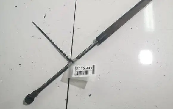 Toyota Yaris Tailgate/trunk strut/damper 