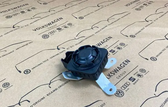 Volkswagen Golf VII Alarm system siren 5Q0951605A